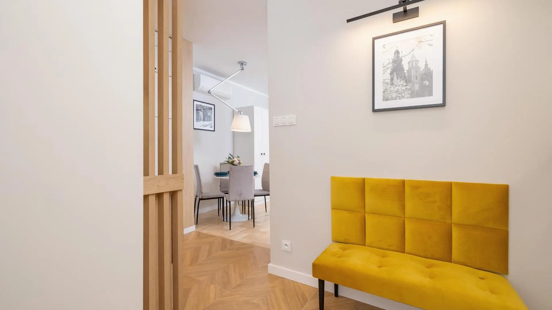 Apartamenty Warszauera Z Klimatyzacja Na Krakowskim Kazimierzu By Noclegi Renters Apartment Krakow