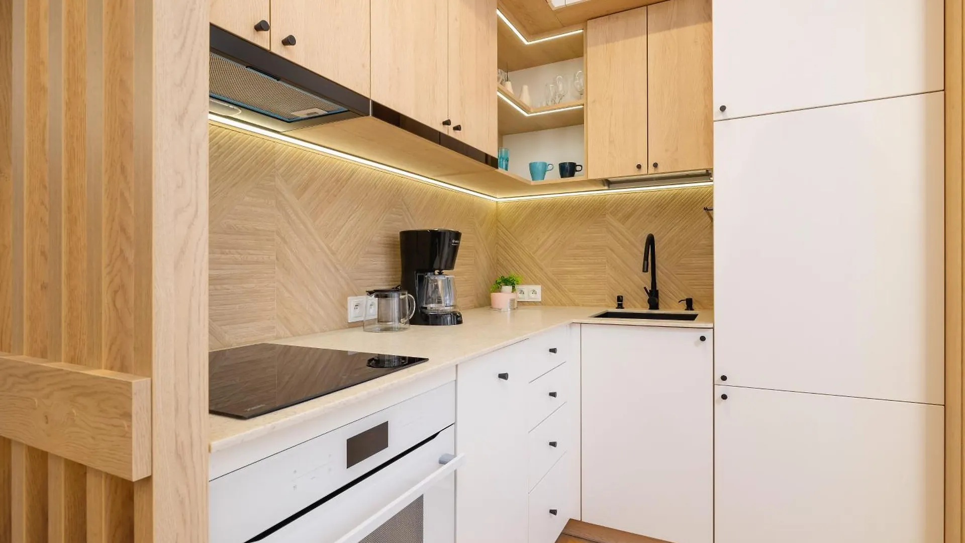 Apartment Apartamenty Warszauera Z Klimatyzacja Na Krakowskim Kazimierzu By Noclegi Renters