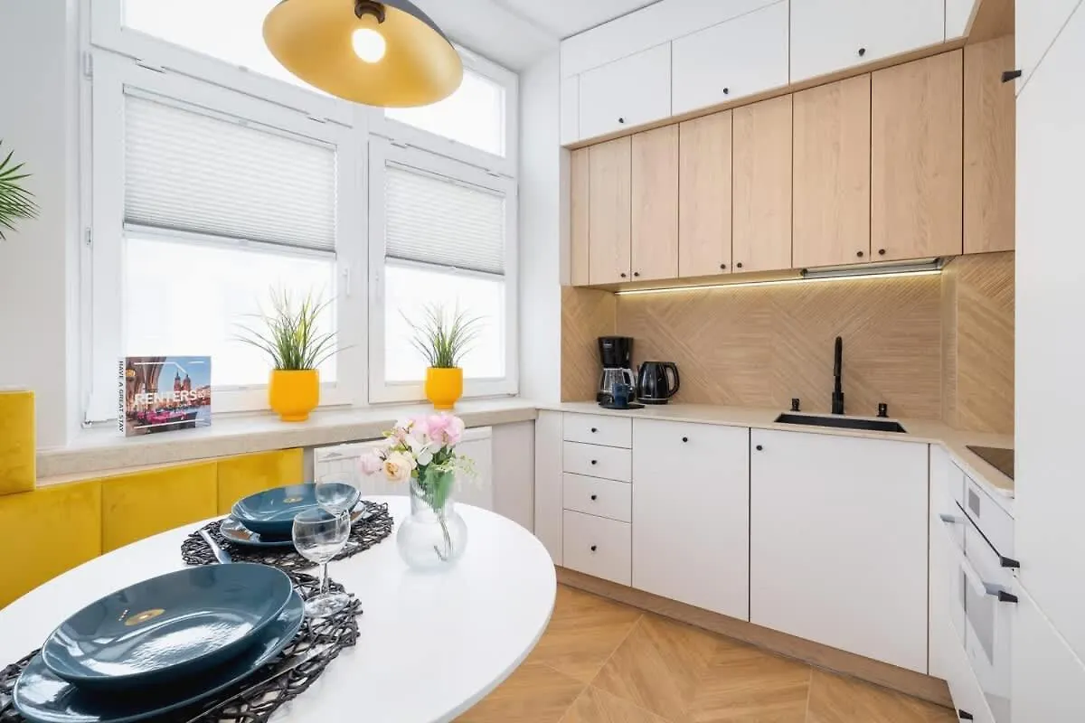Apartamenty Warszauera Z Klimatyzacja Na Krakowskim Kazimierzu By Noclegi Renters