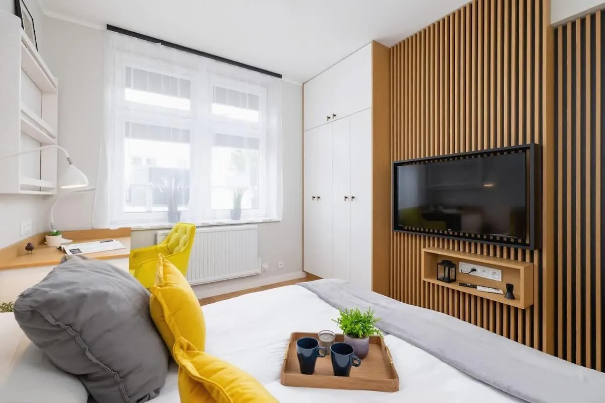 Apartamenty Warszauera Z Klimatyzacja Na Krakowskim Kazimierzu By Noclegi Renters Poland