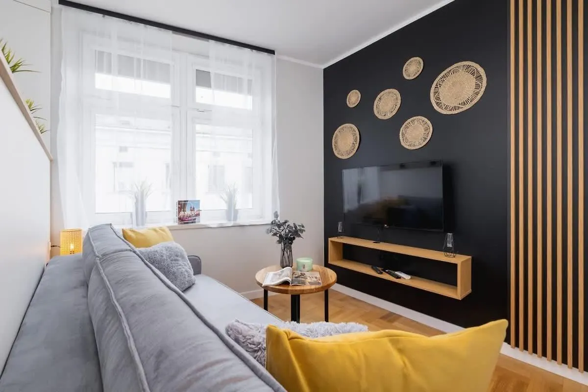 Apartamenty Warszauera Z Klimatyzacja Na Krakowskim Kazimierzu By Noclegi Renters Apartment Krakow