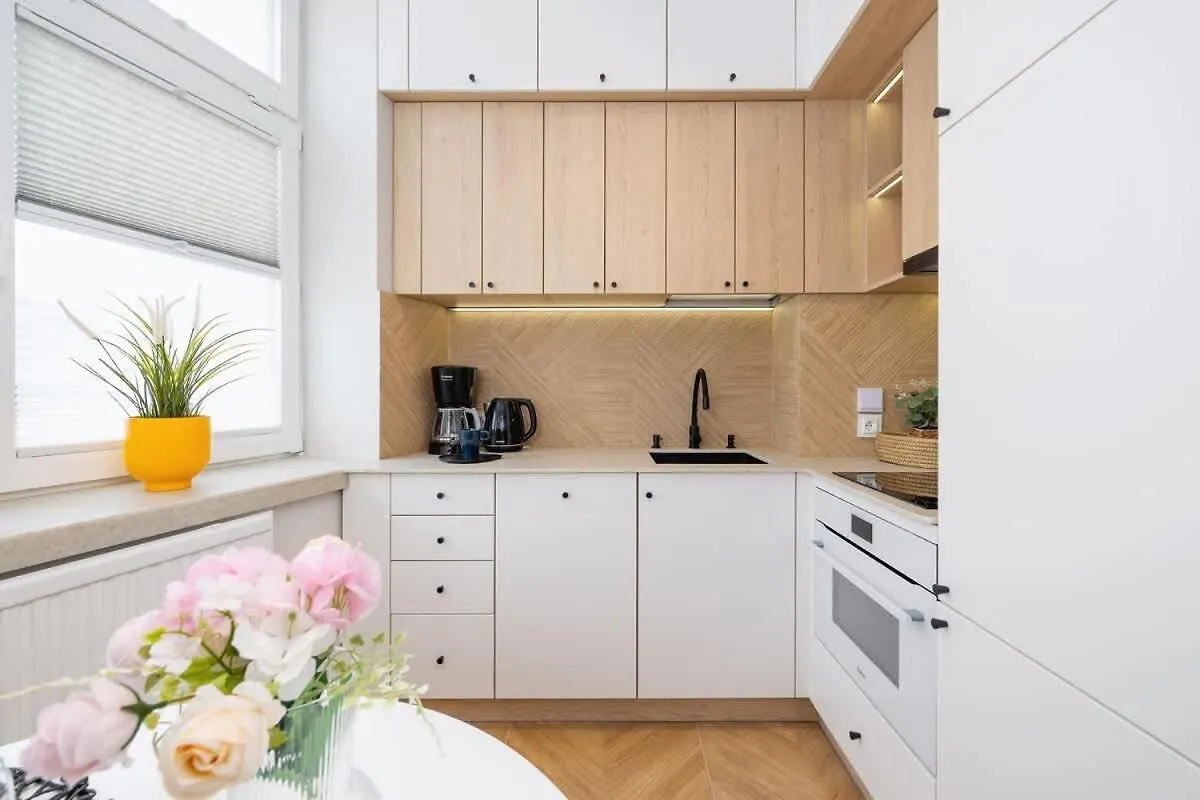 Apartment Apartamenty Warszauera Z Klimatyzacja Na Krakowskim Kazimierzu By Noclegi Renters Poland