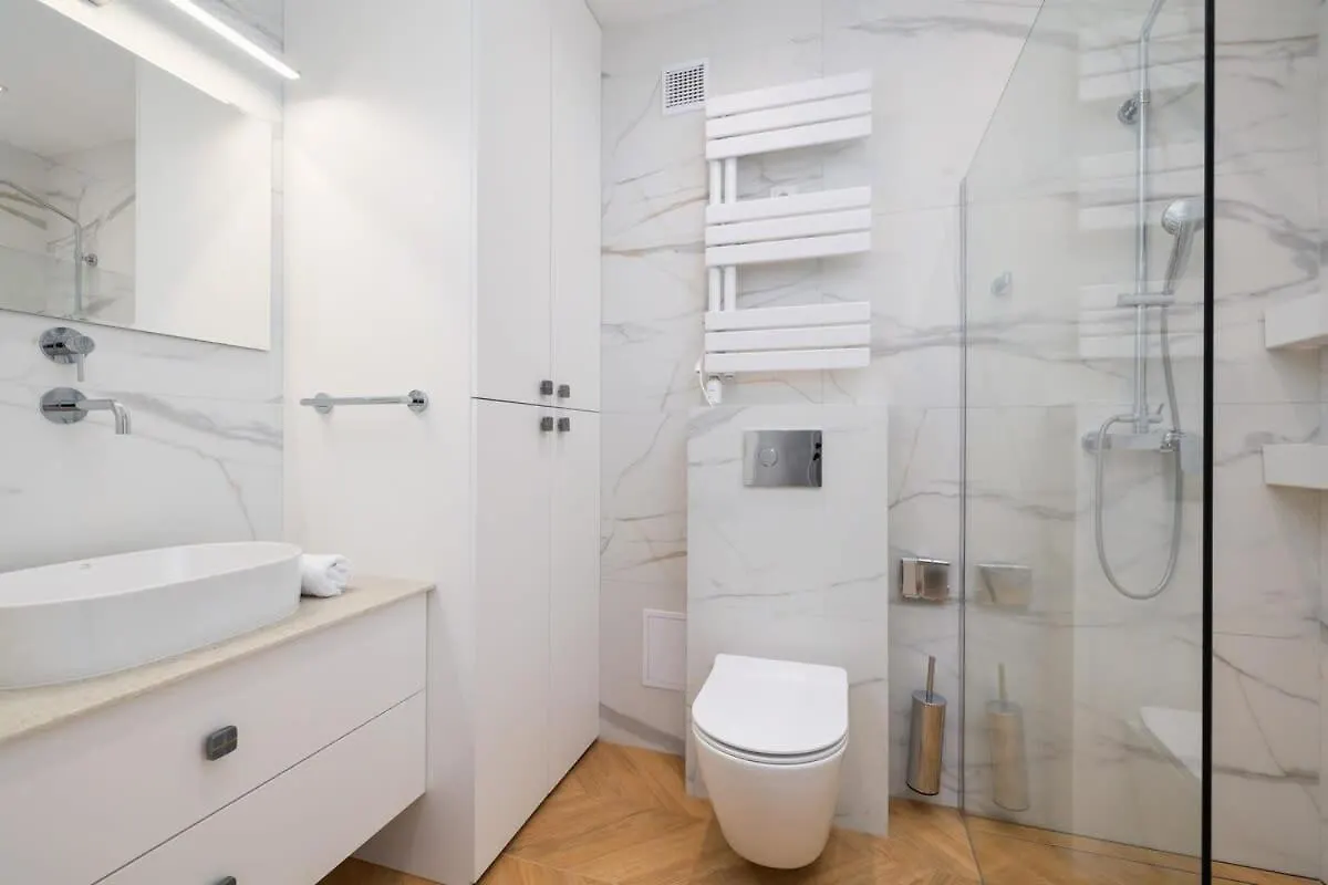 شقة Apartamenty Warszauera Z Klimatyzacja Na Krakowskim Kazimierzu By Noclegi Renters بولندا